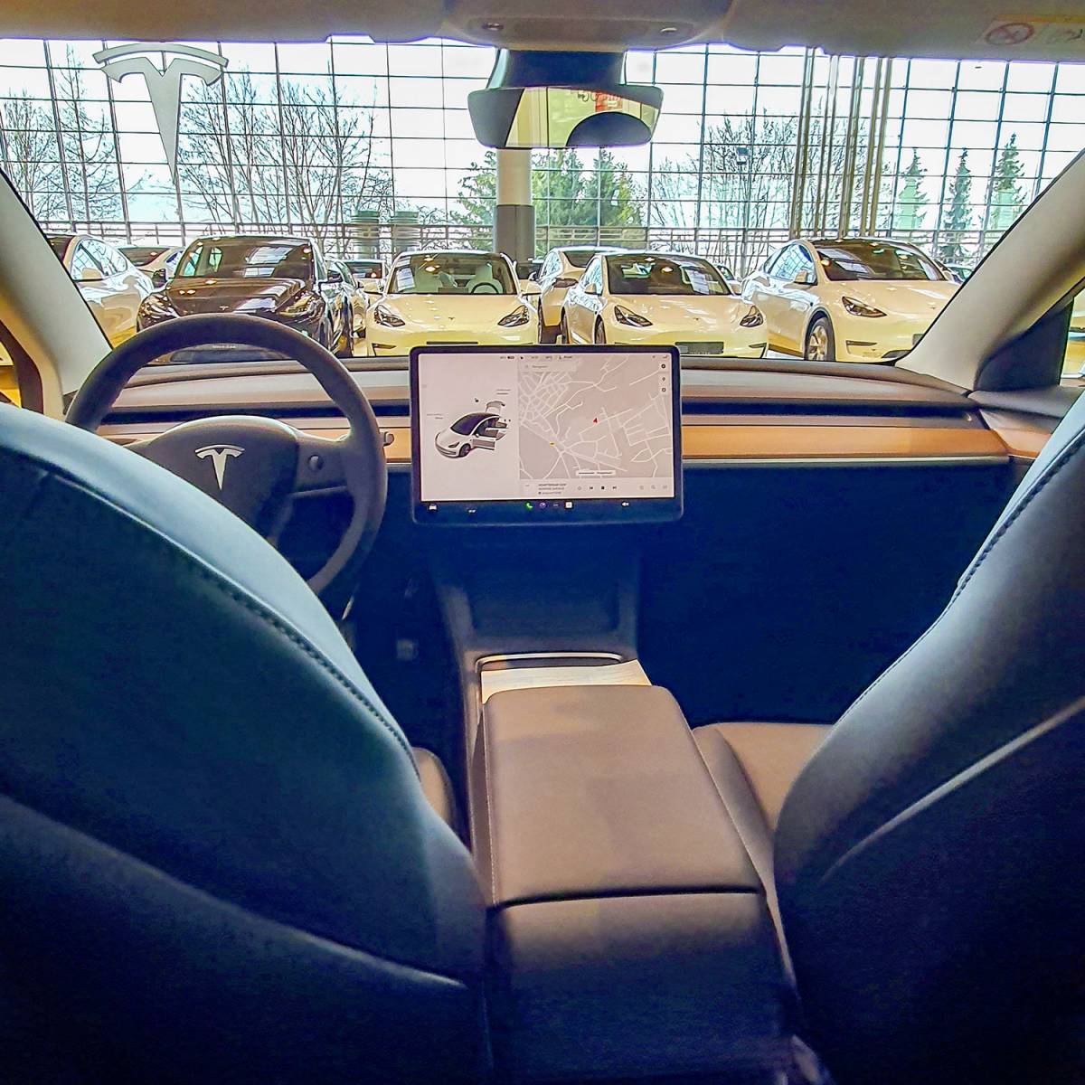 Tesla Modell 3 RWD Innenraum